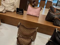 -COACH蔻驰(赛特奥特莱斯店)