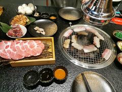 -喵小乙碳火烤肉(大坪协信星光天地店)