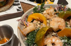 Roasted Pumpkin and Shrimp Kale Salad