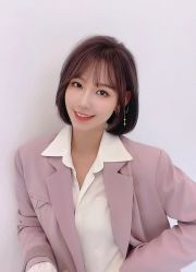 -罗亚帝造型·烫发染发