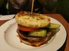 减脂增肌双层牛肉堡-龙治汉堡(中华城店)