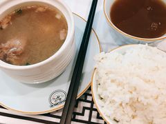 -丹江口渔村·湘味厨房(桃园店)