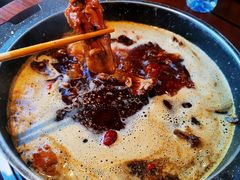 全家福锅-亿诣蝎府炸酱面羊蝎子火锅(酷车小镇店)