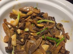 -老湘村·湖南土菜(天河维多利店)