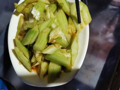 拌黄瓜-迎燕阁烤羊腿(二环南路店)