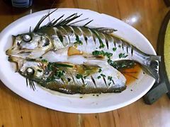-云河农家乐饭店(福禄缘树山店)