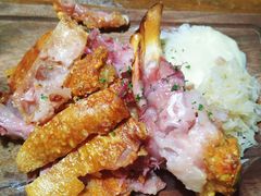 德国烤猪肘-404干式熟成牛排馆•聚会餐厅