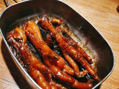 弄堂里的卤鸡爪-弄堂里·寻味杭州(湖滨银泰in77C区店)