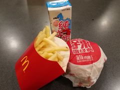 -麦当劳(中山公园龙之梦店)