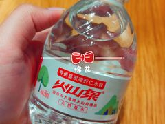 火山泉矿泉水-喜家德虾仁水饺(马栏店)