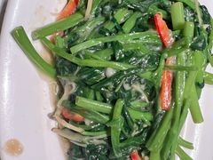 -肥仔文澳门猪骨煲(南京西路店)