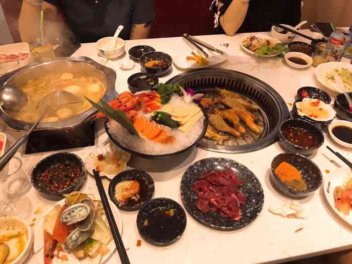 澳门鲜味王(拱北店)-"澳门鲜味王在侨光路,有停车票,免费停3个.