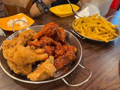 -BHC炸鸡(明洞总店)