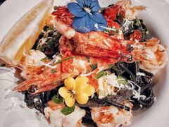 墨鱼汁大虾鱼籽意面-MIKAKU(万达广场上海宝山店)