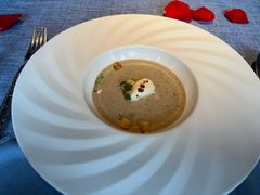 -弦月窗LUNETTE BY AMANDA(复兴路店)