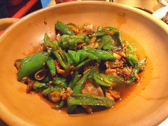 擂辣炒肉-吃饭皇帝大(解放西路店)