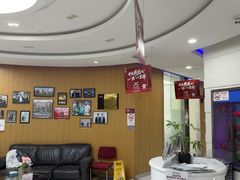 -雅悦齿科(顾村公园店)