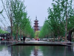 -龙华寺