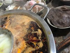-星鸿社重庆老火锅(燃灯寺分店)