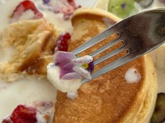 -Mark&Mars Restaurant