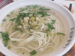-萍姨抻面馆·鸡架冒菜(清湖店)