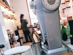 -Line 咖啡(石厦花园店)