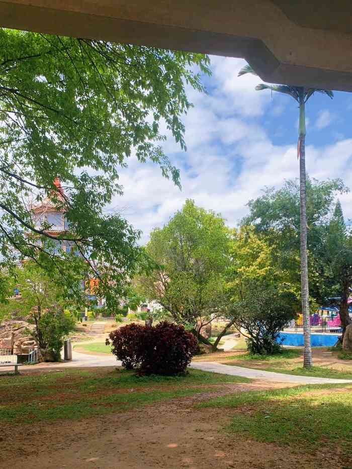 葵阳公园-"好久没来这个公园了,记得小时候过来每人还.