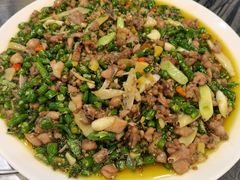 特色尖椒兔-江湖黑大兔(杨家坪店)