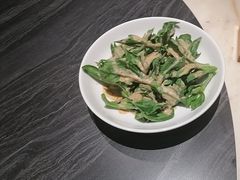 -梁家大院•农家菜(昆山会展中心店)