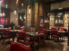 -恰餐厅及酒吧 CHAR Bar & Grill (北京丽都皇冠假日店)