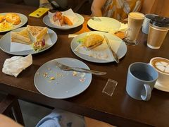 -卡普里披萨·牛扒·下午茶