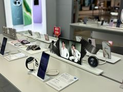 -荣耀授权体验店(双井富力店)