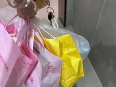 -好利来(东四店)