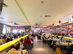 -大头虾越式风味餐厅(光明广场店)