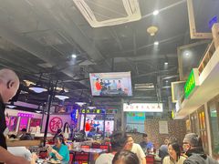 -马路牙子烧烤音乐酒馆(望京店)