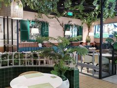 露天位-原味田园·客家菜·土窑鸡(中航城君尚购物中心店)