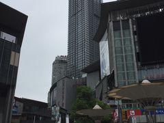-日月光中心广场
