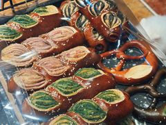 -红跑车HPCBAKERY(汉商店)