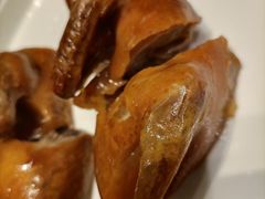 玻璃脆皮乳鸽-莲·中餐厅(成都首座万豪酒店)
