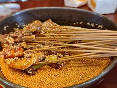 -谢老五跷脚牛肉·非遗传承店