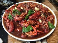 -陆记牛庄·碳锅龙虾烧烤(爱上花园店)