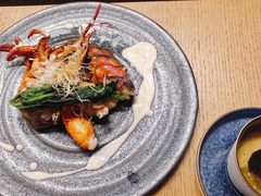 波士顿龙虾-丽思卡尔顿·炙焰·铁板烧餐厅