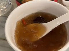 -浅深(世茂滨江精品店)