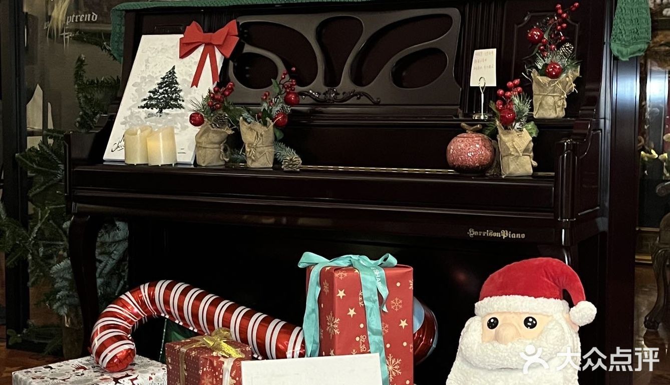 这次是真的被浪漫包围了....