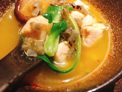 -湊湊火锅·茶憩(杭州湖滨银泰in77店)