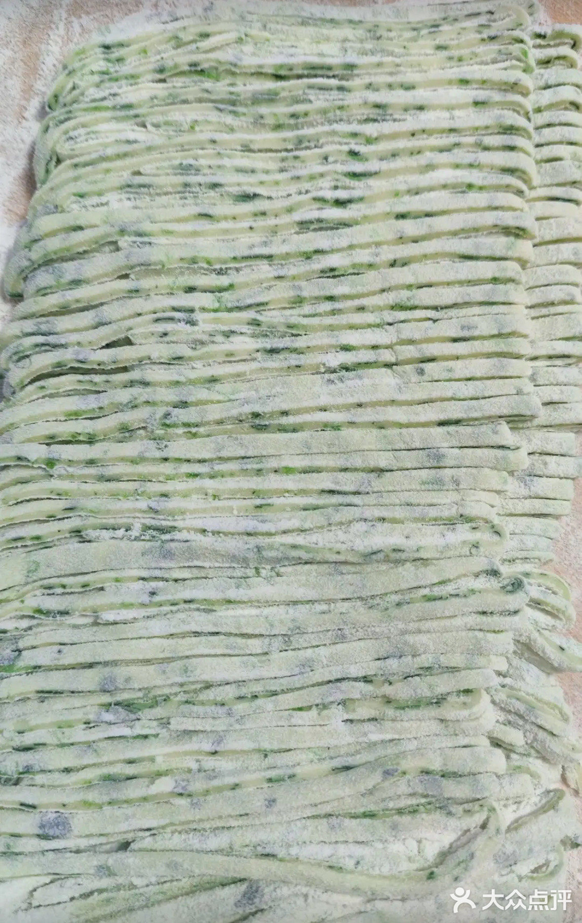 儿子不爱吃菠菜，那就换个方式让他咽下去…
