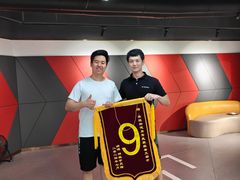 -英派斯健身旗舰店(海信国际中心馆)