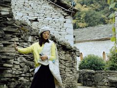 -高荡千年布依古寨旅游景区