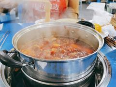 -马路边边麻辣烫串串火锅(体育西路店)