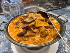 -荣誉海鲜酒楼(海湾店)